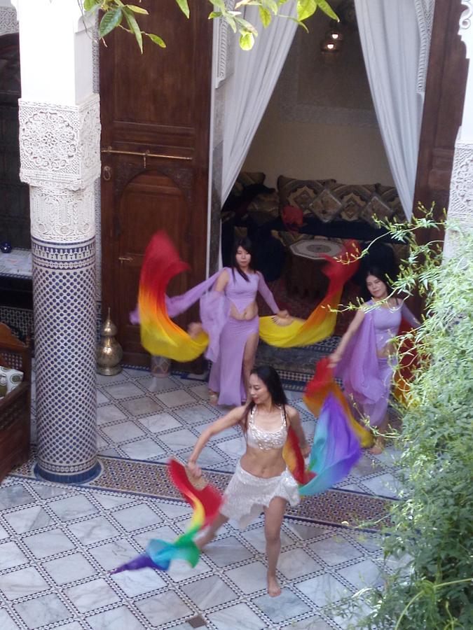 Riad Letchina เฟส ภายนอก รูปภาพ