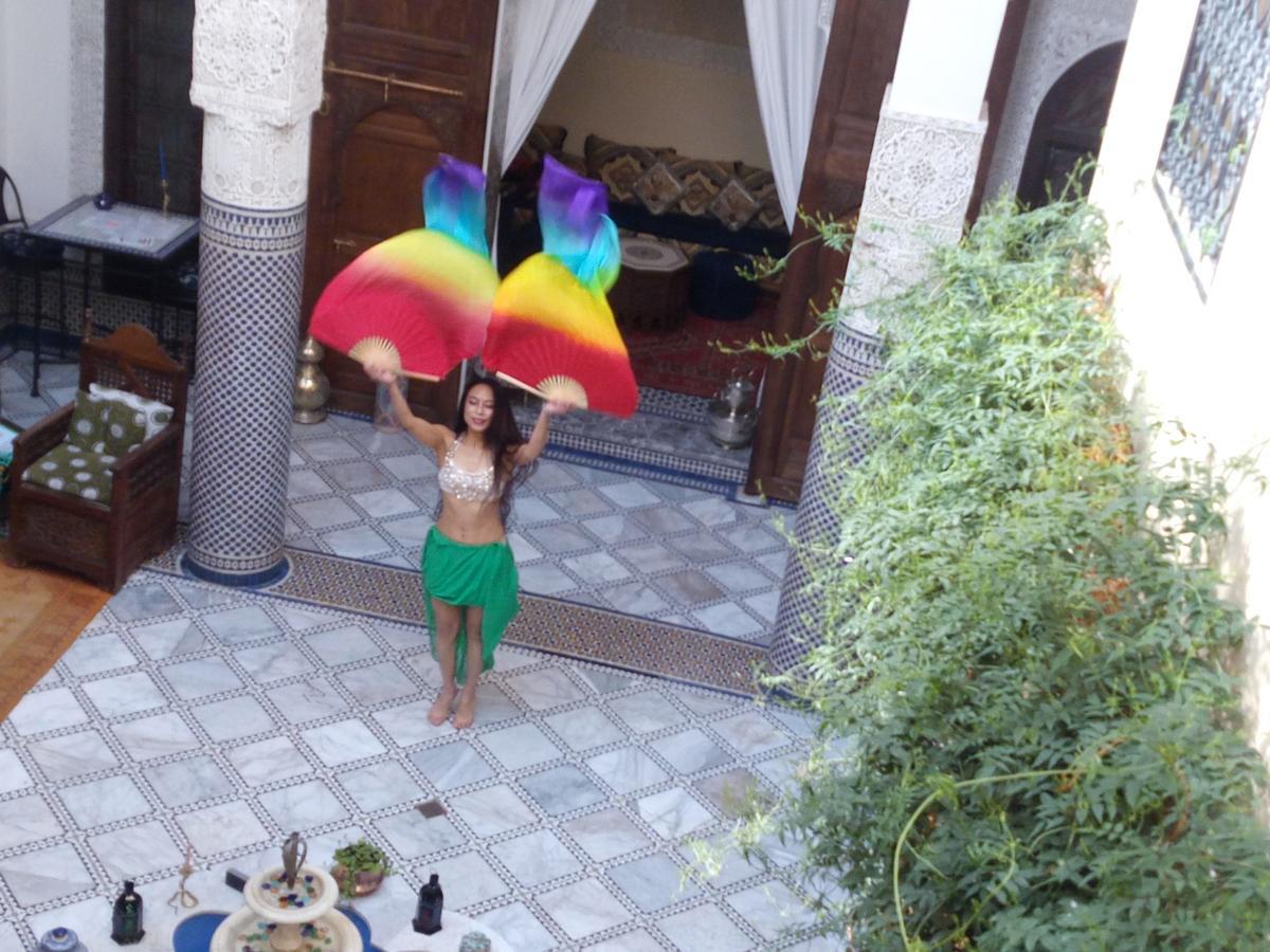 Riad Letchina เฟส ภายนอก รูปภาพ